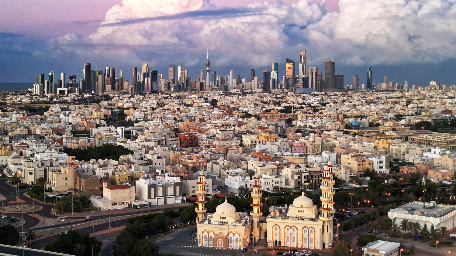 PSG-OM Kuveyt'te: Eyfel Kulesi önünde traktörler, ICE ile kadının ölümü – 8 Ocak'ta Türkiye'de neler oluyor?