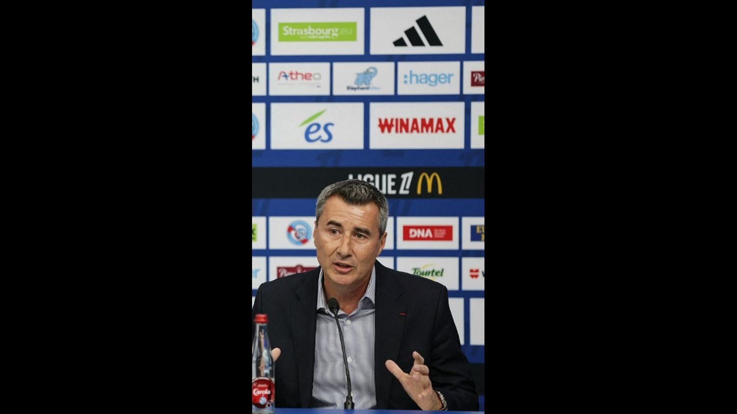 Strasbourg Kulübü Başkanı Marc Keller, Liam Rosenior'un ayrılığının ardından savunmasını sürdürüyor