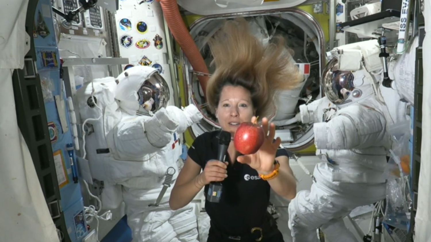 Dünya Burada, Muhteşem: Sophie Adenot'un Röportajı Fransa 2'nin 20:00 Haber Bülteni'nde Tekrar İzleyin